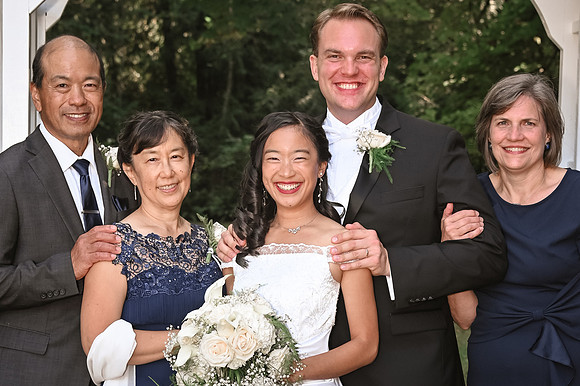 familyandbridalparty-9