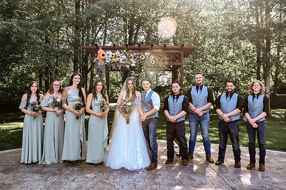 brideandgroomwithfamilyandbridalparty-46