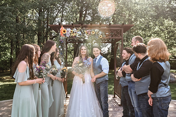 brideandgroomwithfamilyandbridalparty-63