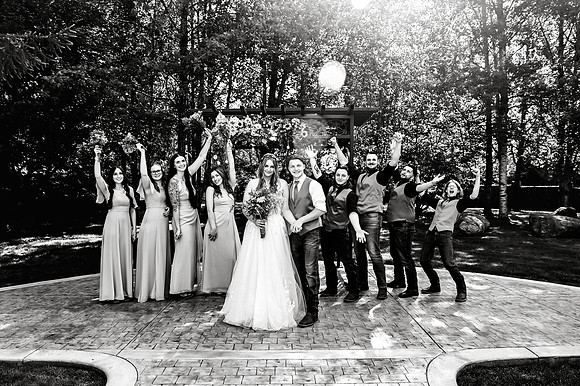 brideandgroomwithfamilyandbridalparty-53