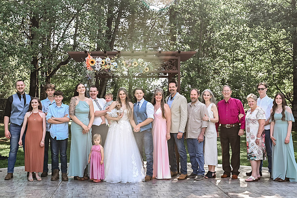 brideandgroomwithfamilyandbridalparty-21