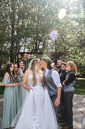 brideandgroomwithfamilyandbridalparty-75