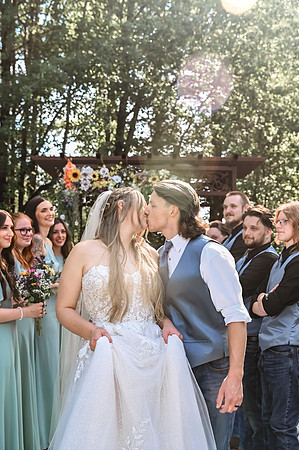 brideandgroomwithfamilyandbridalparty-76
