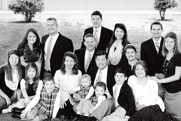 familypiccropbw