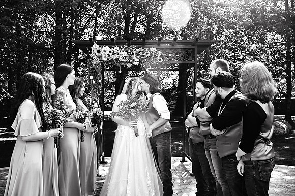 brideandgroomwithfamilyandbridalparty-66