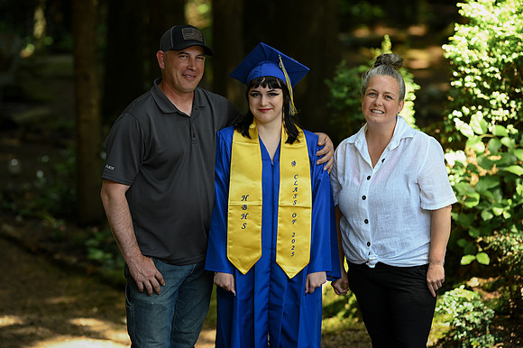 finishedgradparty-8