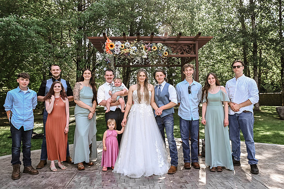 brideandgroomwithfamilyandbridalparty-26