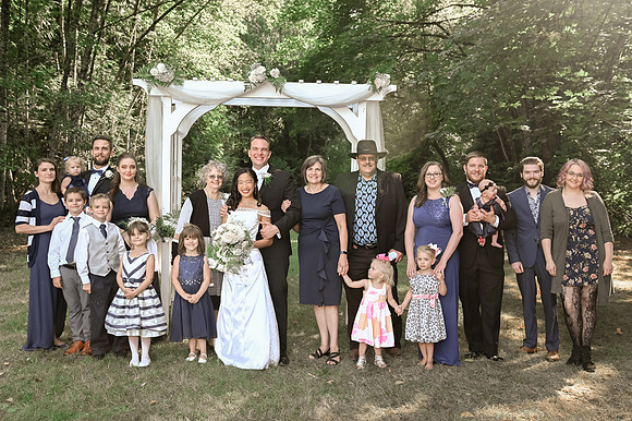 familyandbridalparty-16