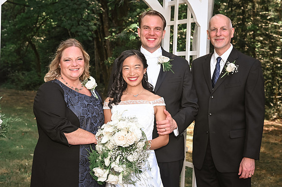 familyandbridalparty-33