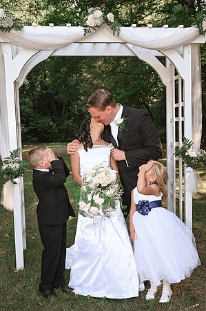familyandbridalparty-45