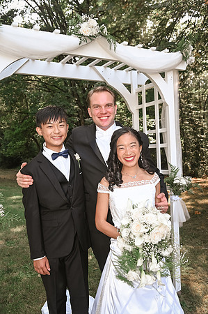 familyandbridalparty-29