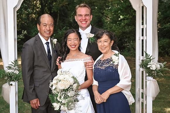 familyandbridalparty-11