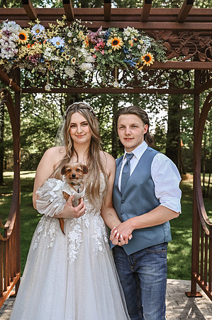 brideandgroomwithfamilyandbridalparty-39
