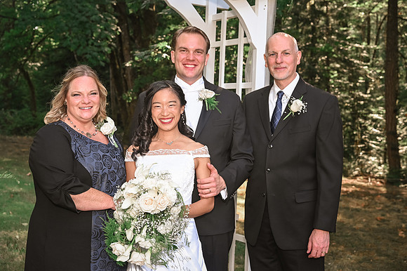 familyandbridalparty-34